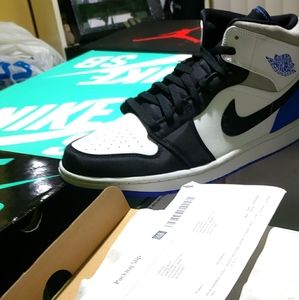 Nike Air Jordan 1 Mid SE size13 DEADSTOCK  NEW